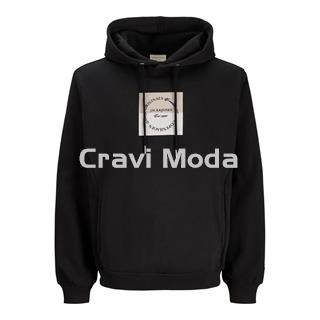 SUDADERA CON CAPUCHA NEGRA - Imagen 1