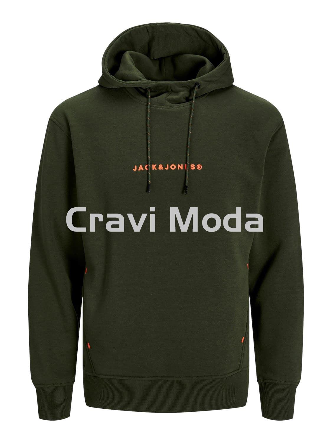 SUDADERA CON CAPUCHA VERDE - Imagen 1