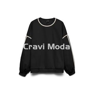 SUDADERA NEGRA CON CINTA NEGRA - Imagen 1